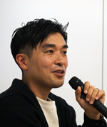 油布顕史氏