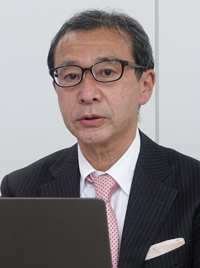 山本一広氏