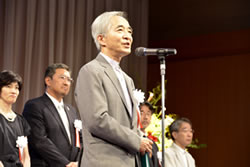 吉岡 忍 審査委員長