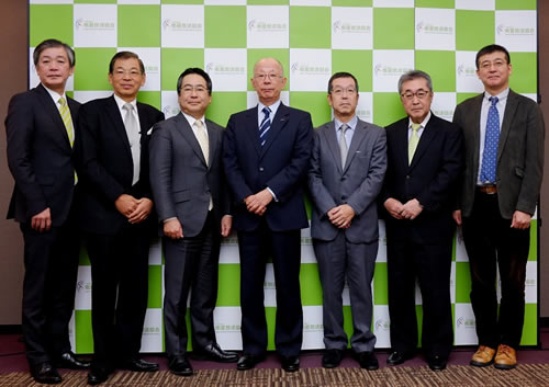 左から、井川業務執行理事、園田常務理事、加藤副会長、和崎会長、木田副会長、河西CAB-J会長、音多チャンネル放送研究所所長